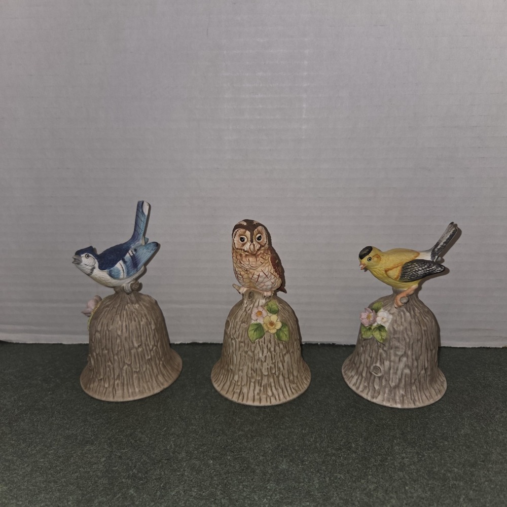 Lot of 3 Towle Bird Bells  Owl, GoldFinch, Bluejay Fine Bone China - Picture 2 of 16